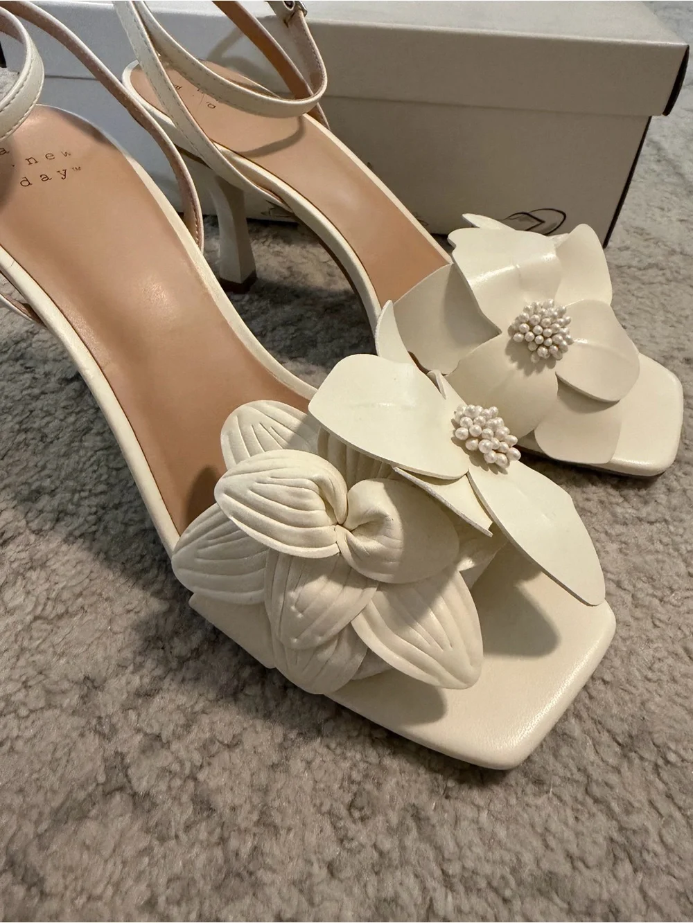 A New Day Women's White Floral Ankle-Strap Heeled Sandals